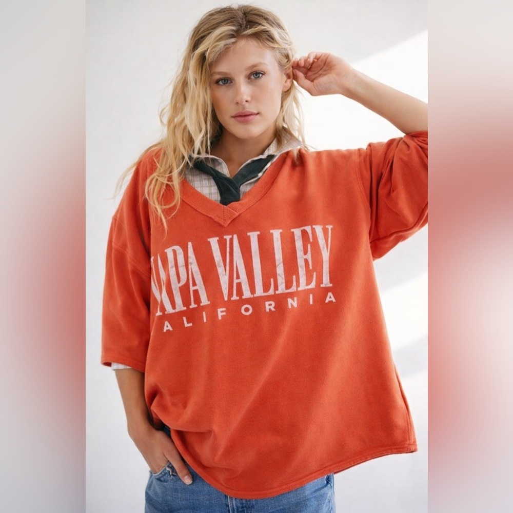 Free People - We The Free Venice V-Neck Graphic Sweatshirt